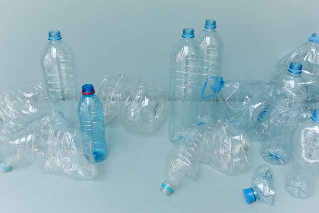 What Is PET Plastic, Really? A Straight-Talk Guide to Uses, Recycling, and Its Environmental Footprint